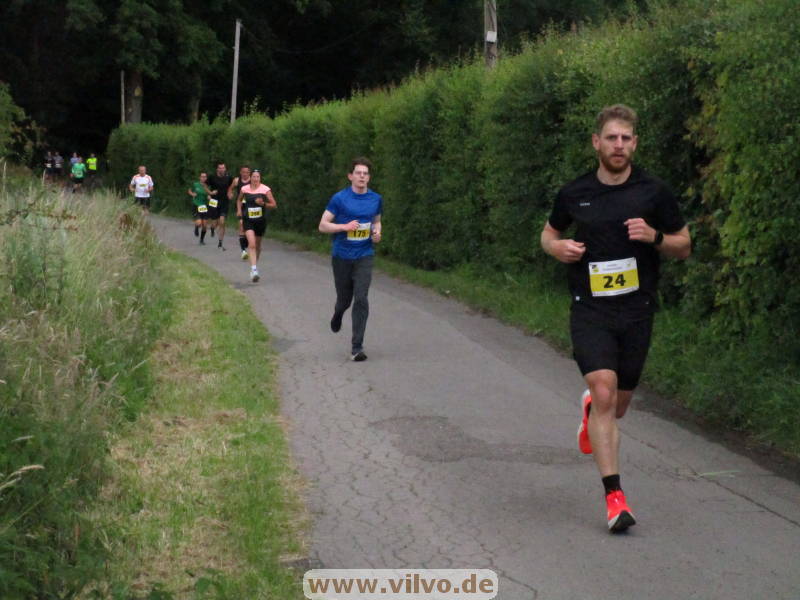 26hahn036.jpg