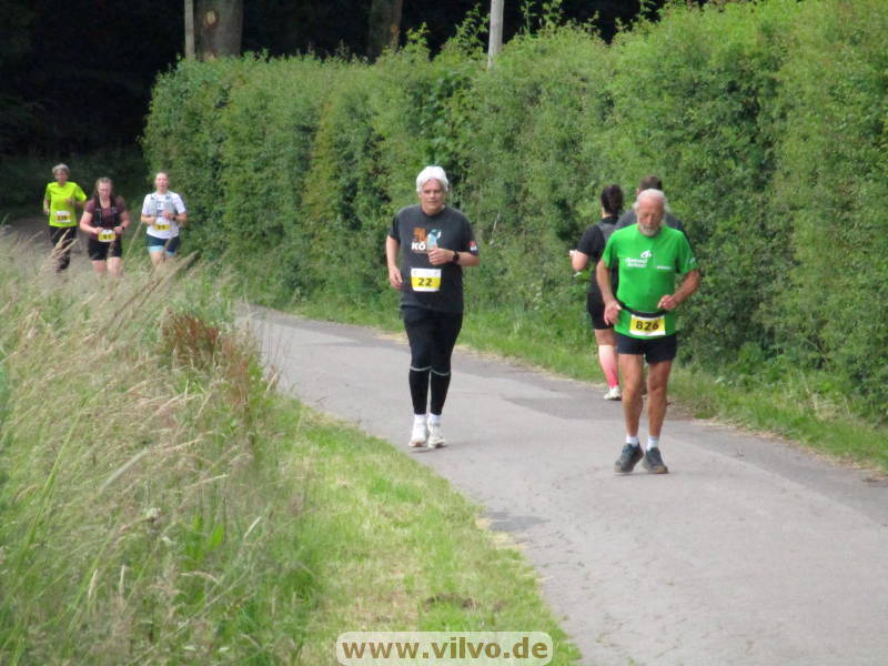26hahn133.jpg 26hahn133.jpg