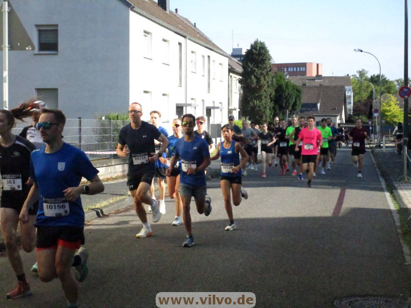 26EschweilerMC024.jpg 26EschweilerMC024.jpg